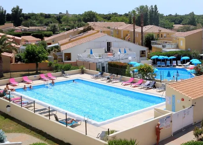 513, Port Soleil B3 Au Village Naturiste * Agde